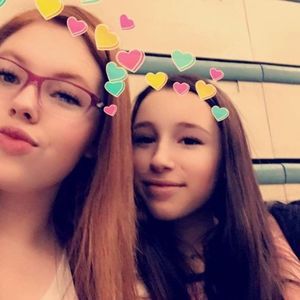 Meet your Posher, Caitlyn